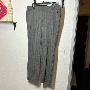 BRAND NEW WITH TAGS! Max Studio trouser size XL